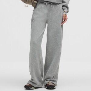 Lululemon Scuba Mid-Rise Wide-Leg Pant - Regular Length